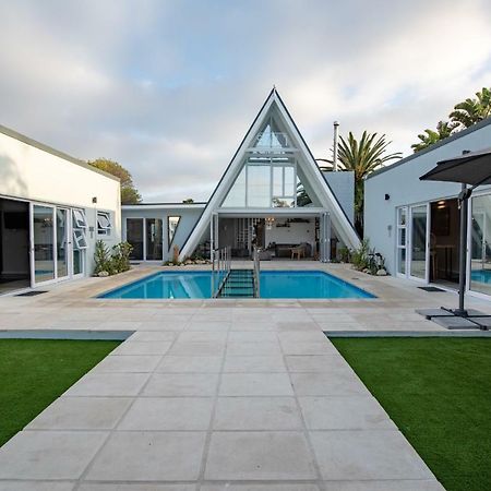 Salt Boutique Guesthouse By Curiocity (Adults Only) Bloubergstrand Buitenkant foto